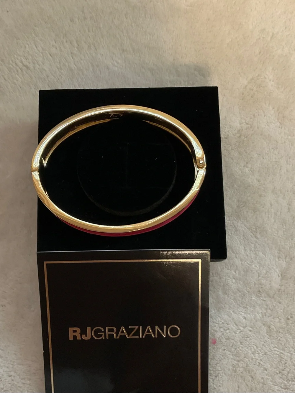 Rj Graziano elegant gold
